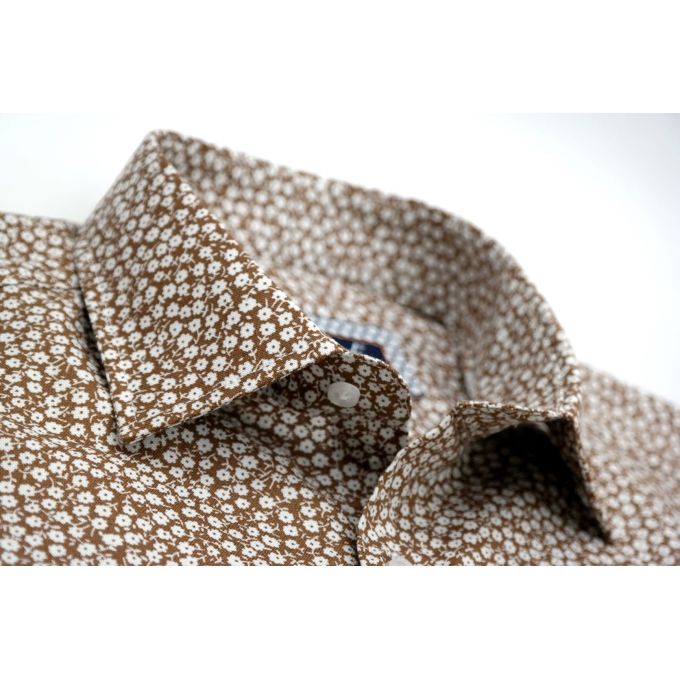 TANCREDO Koszula męska TN27 brązowa w drobne białe kwiatki | Sklep GriShop.eu | Koszule