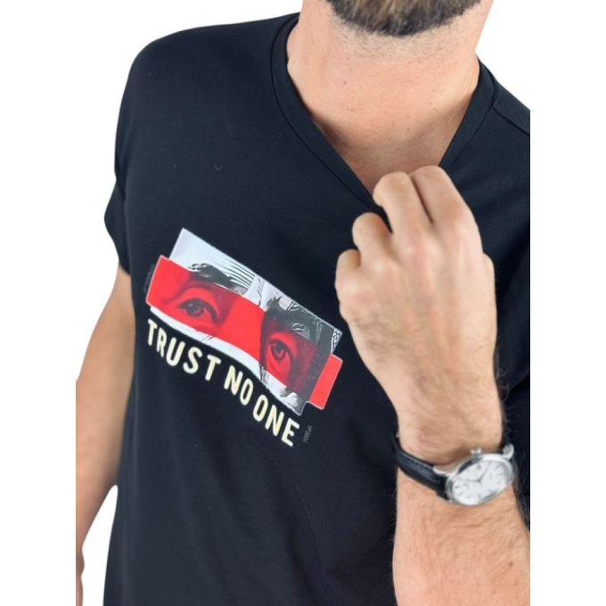 GIOVANNI PERA T-shirt męski TGP124 czarny z nadrukiem, oczy, elastyczny | Sklep GriShop.eu | Koszulki