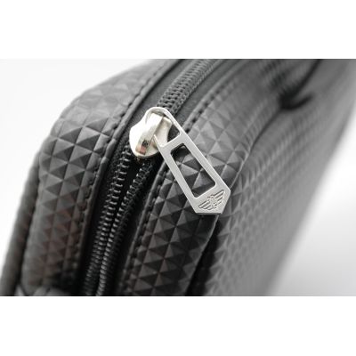 POLICE Torba męska czarna na laptopa mała wzór 3D | Grishop | Galanteria i dodatki