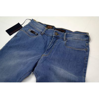 TRUSSARDI Spodnie męskie jeansy niebieskie jasne TR04 | Grishop | Jeansy